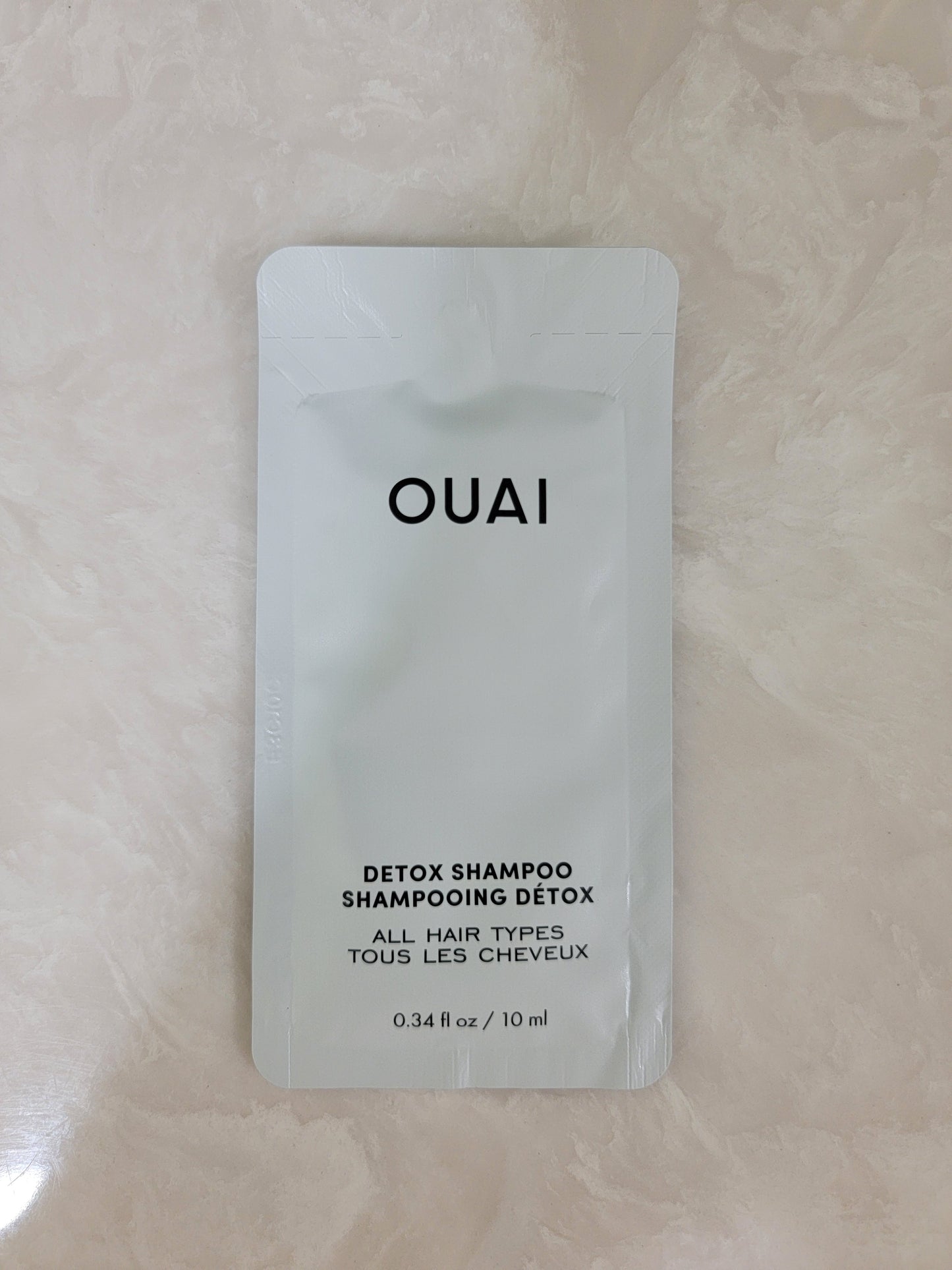 Lot of (4) 10ml packets of Ouai Detox Shampoo (40ml total)