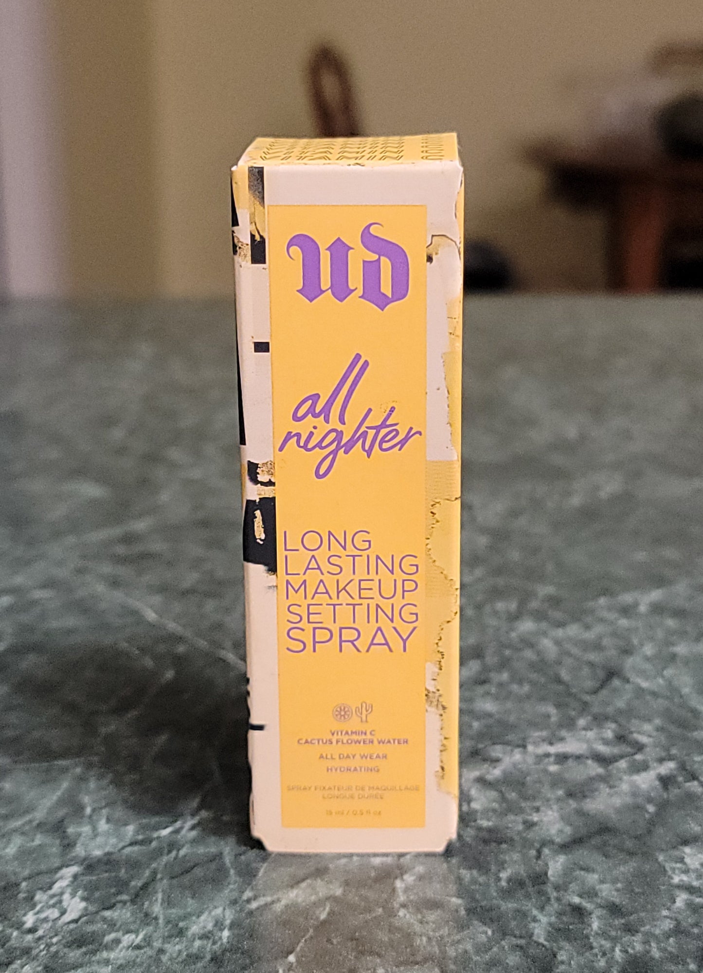 Urban Decay All Nighter Vitamin C Hydrating Setting Spray