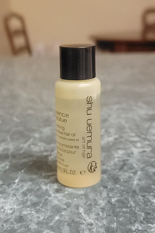 Shu Uemura Essence Absolue Nourishing Protective Hair Oil