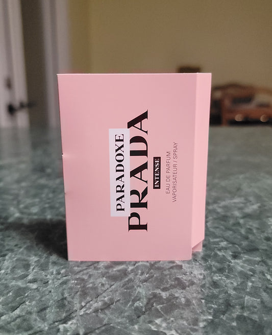 Prada Paradoxe Intense EDP