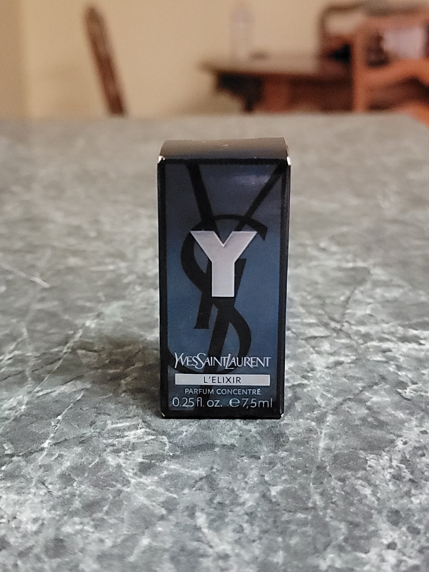 Yves Saint Laurent L'Elixir Parfum Concentre