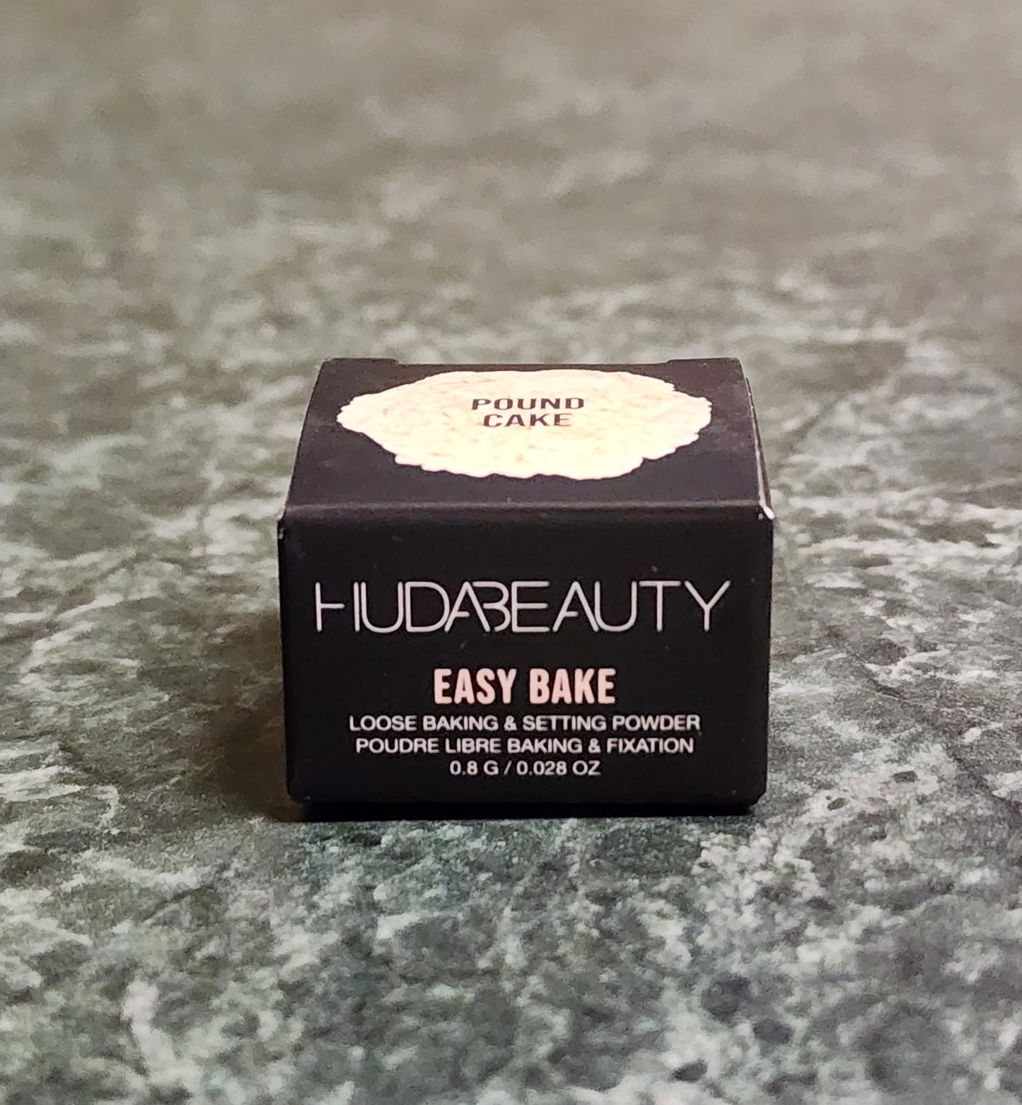 Huda Beauty Easy Bake Loose Setting Powder (Pound Cake)