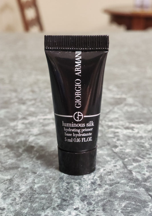 Giorgio Armani Luminous Silk Hydrating Primer