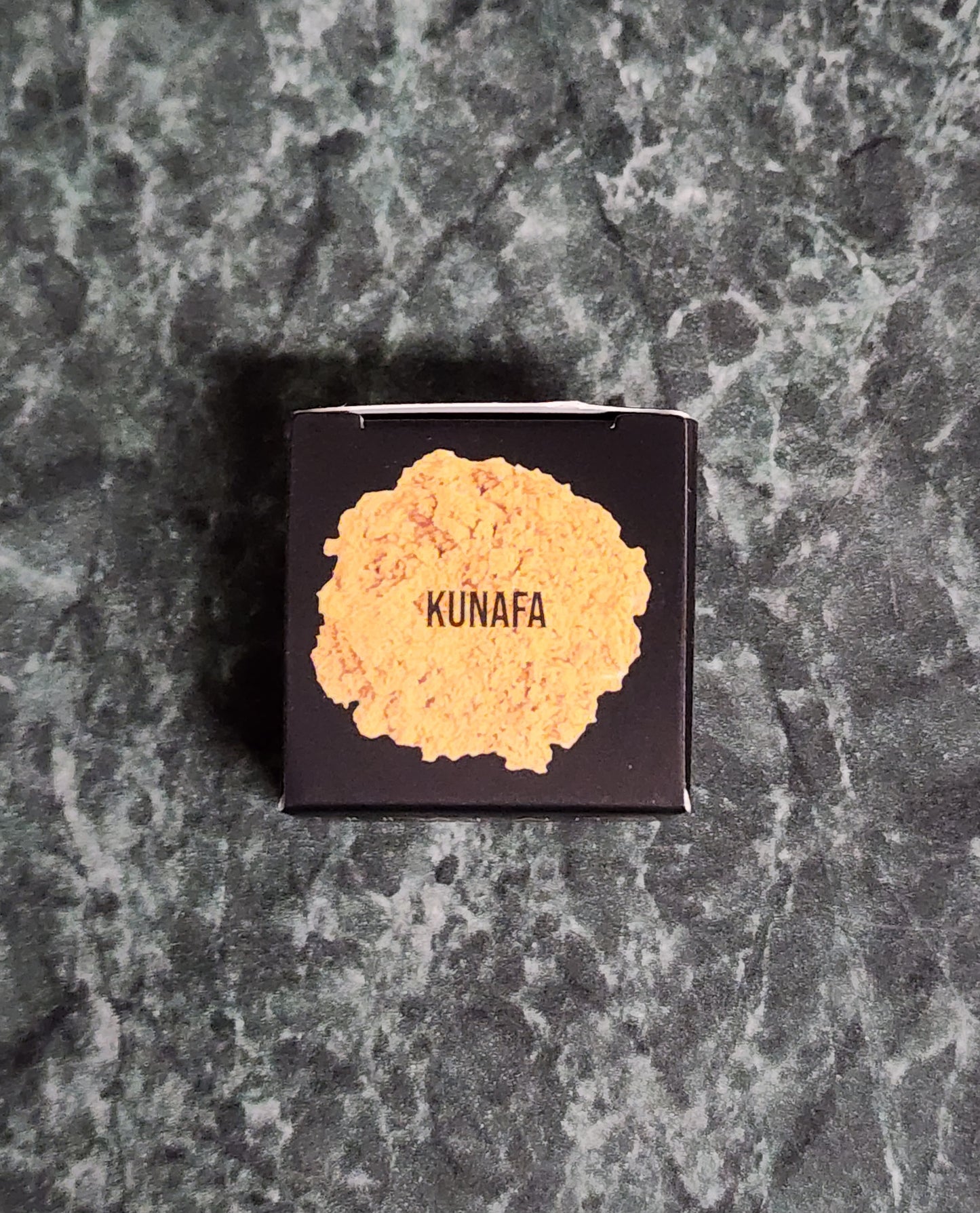 Huda Beauty Easy Bake Loose Setting Powder (Kunafa)